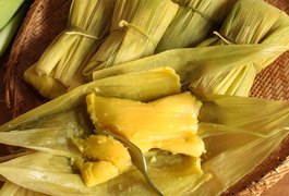 Para comer pamonha de graça, mulher aplicou golpe do Pix mais de 40 vezes em estabelecimento