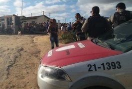 PM cumpre mandado de reintegração de posse em conjunto em Rio Largo