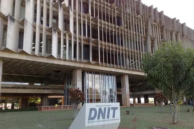 BR-104 terá interdição temporária nesta sexta-feira (14) para detonação de rocha