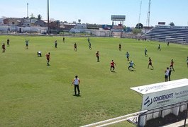 Dotti aprova desempenho dos atletas no primeiro coletivo do ASA: “No caminho certo”