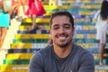 Repórter de afiliada da Globo é encontrado morto em apartamento