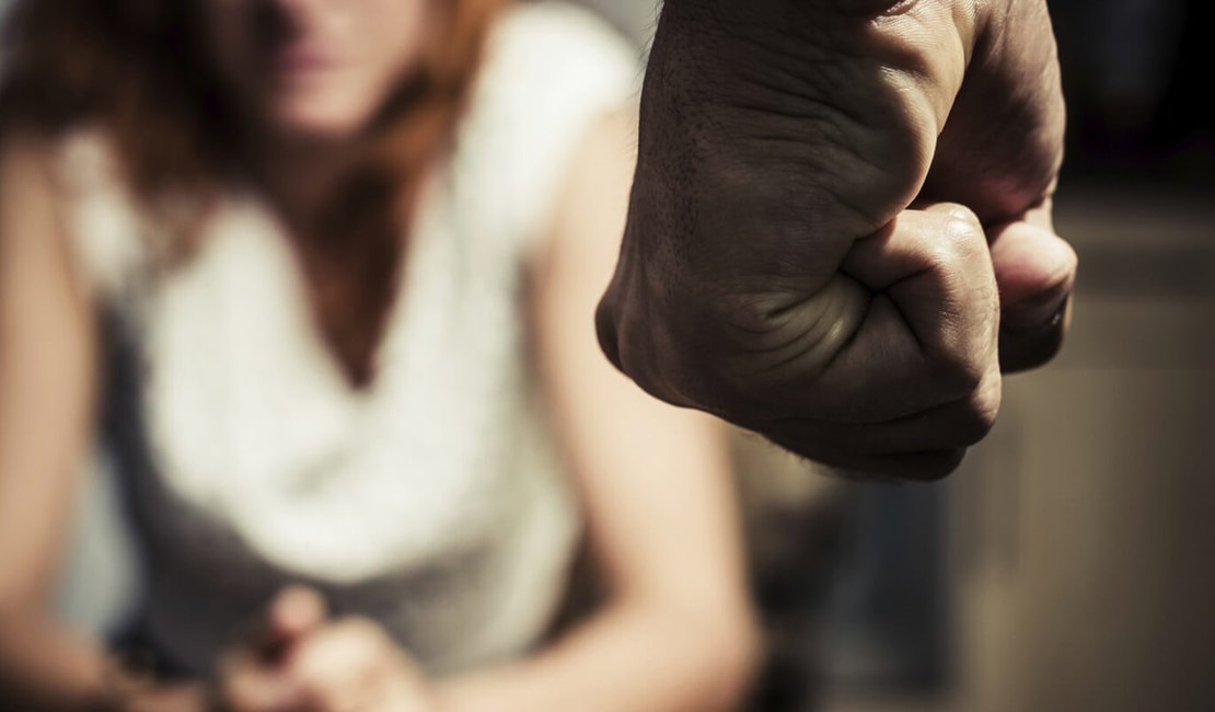 Homem ameaça ex-mulher com faca em Traipu