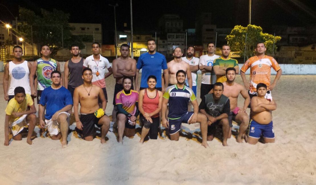 Jogadores do ASA e Coruripe praticam Rugby para melhor desempenho em campo