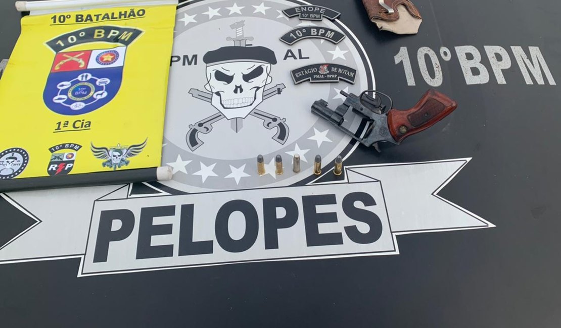 Pelopes do 10º BPM prende indivíduo com arma de fogo em Minador do Negrão