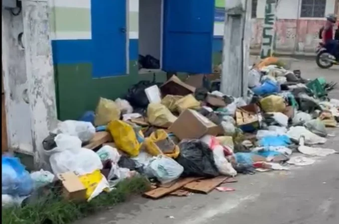 Lixo se acumula em Maceió em meio à greve de garis enquanto prefeitura antecipa agenda do São João