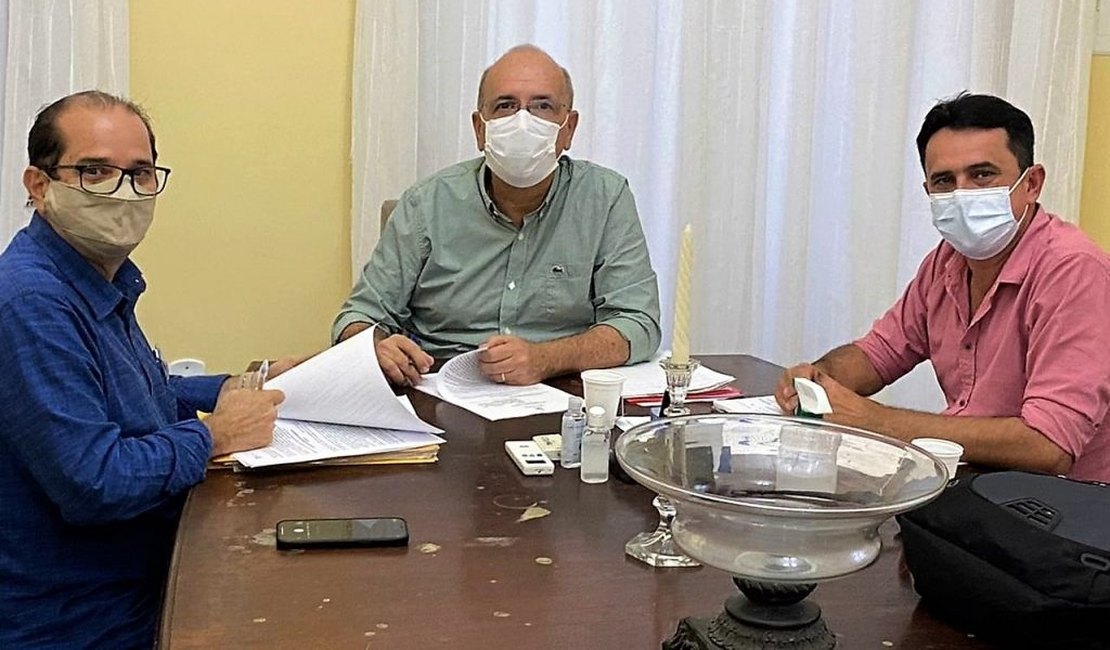 Prefeito Ronaldo Lopes transforma Distrito Industrial de Penedo em Polo Multissetorial