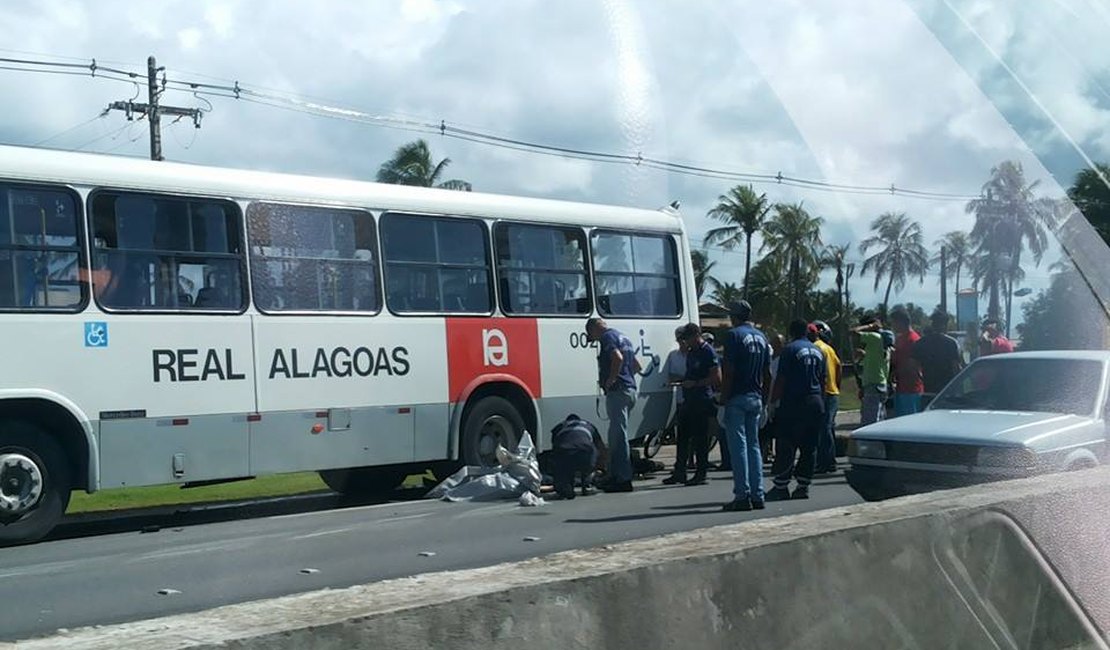 Grave acidente deixa motociclista morto na AL 101