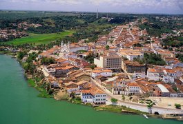 Homem morre carbonizado em incêndio a residência em Penedo, AL