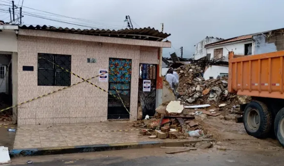 Homem suspeito de incendiar casa com ex-esposa dentro tem prisão preventiva decretada, em AL