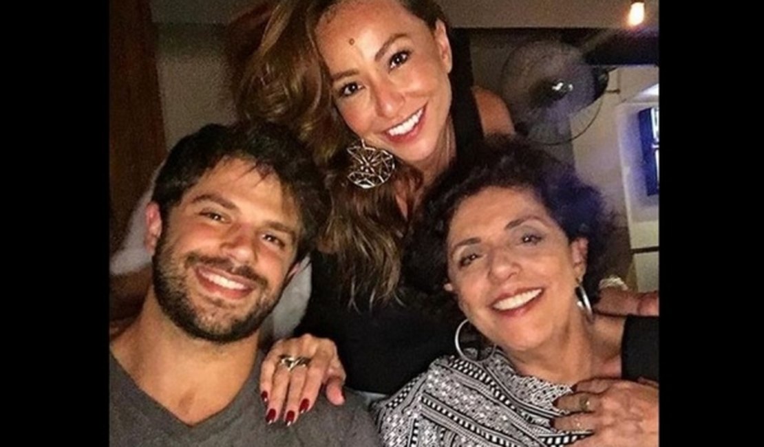 Sogra de Sabrina Sato escolhe nome provisório para neta: 'Vou chamar de Nina'