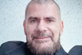 Jornalista brasileiro é morto a tiros enquanto dirigia carro em avenida no México