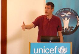 Conselheiro do Unicef vem a Arapiraca para conhecer o Agapi