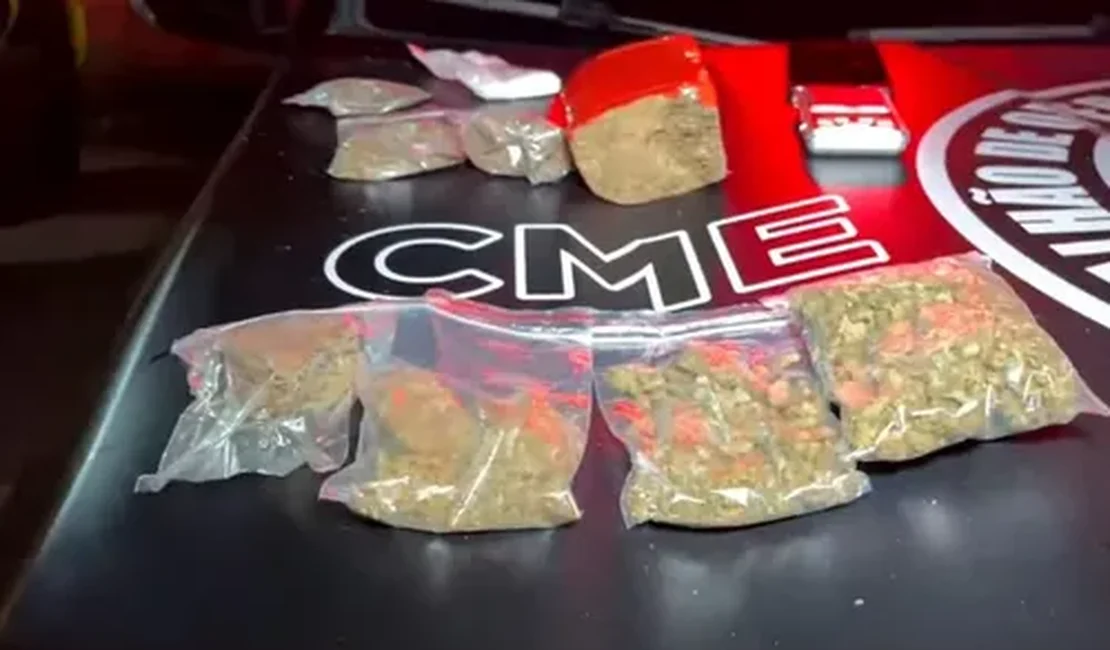 Sonic, suspeito de tráfico de drogas é preso ao ser flagrado com 1 kg de maconha e cocaína em Maceió