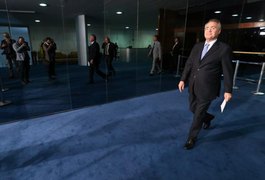 Renan Calheiros diz que Lava Jato precisa 'acabar com exibicionismo'