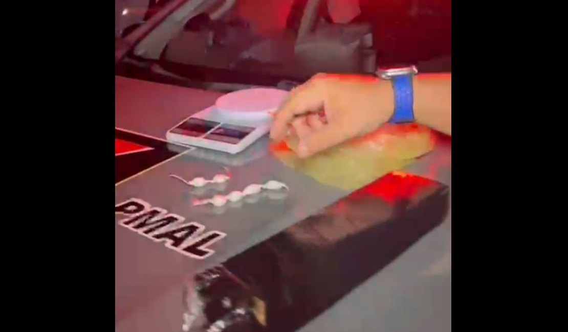 ROTAM prende suspeito por tráfico de drogas no bairro do Jacintinho, em Maceió