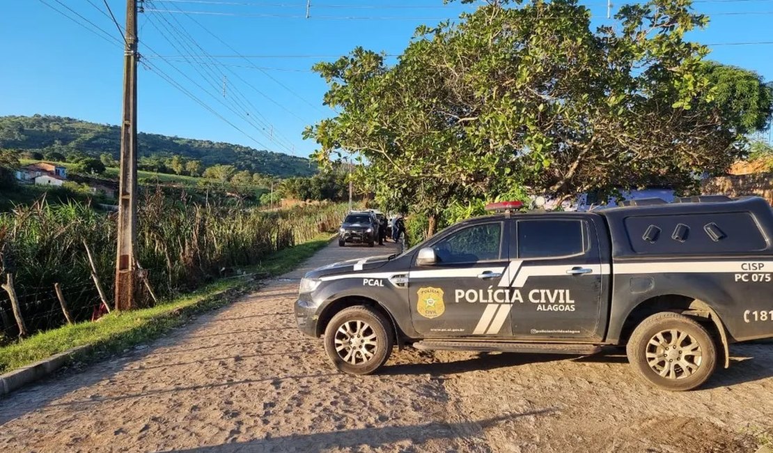 Adolescente é detida no Rio por matar mãe que não aceitava namoro com homem mais velho em AL