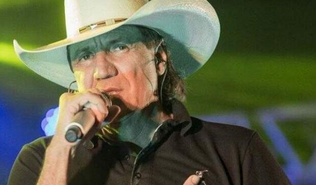 Cantor sertanejo morre após infartar durante show no Paraná