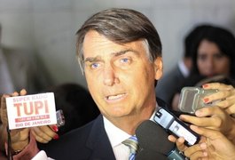 'Eu não estupro você porque não merece', diz Bolsonaro a deputada do PT