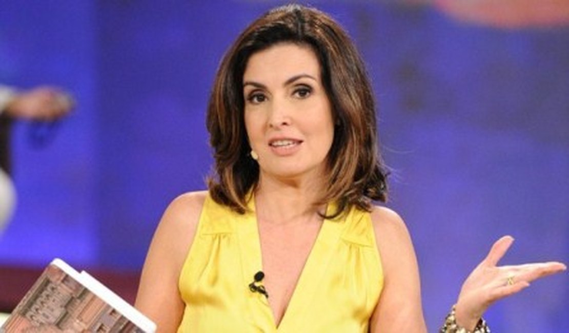 Globo sai em defesa de Fátima Bernardes após enquete polêmica