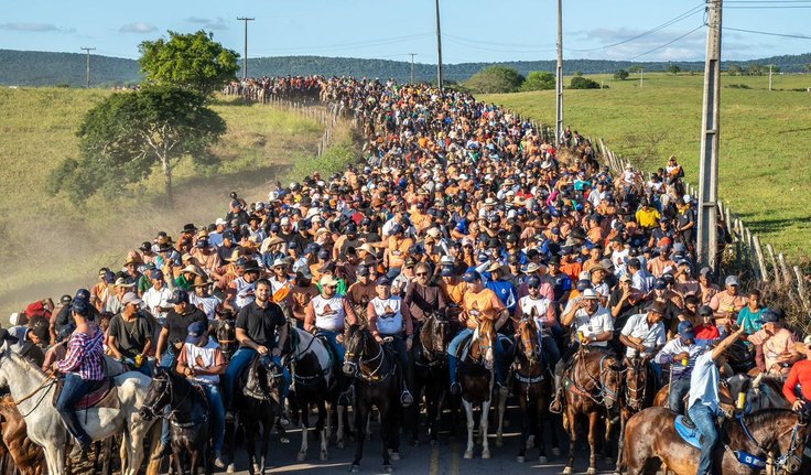 Com mais de 3.500 cavalos, Cavalgada dos Pais é recorde de público e animação em Traipu