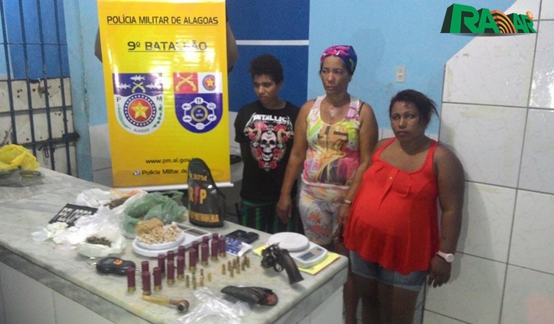 Três mulheres são presas por tráfico de drogas e porte ilegal de arma no Sertão