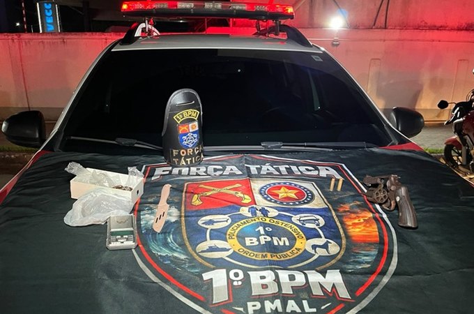 Policiais militares prendem homem com arma de fogo e drogas no Vergel do Lago