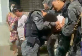 Militares da Companhia de Choque salvam criança de dois anos que estava engasgada em Santa Lúcia