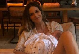 Fernanda Lima posta a primeira foto da filha Maria Manoela