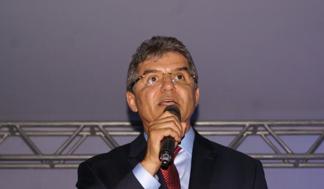 Prefeito de Pão de Açúcar doará todo seu salário para entidades filantrópicas
