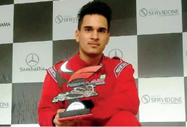 Jovem piloto arapiraquense busca patrocínio para disputar a Fórmula VEE Brasil