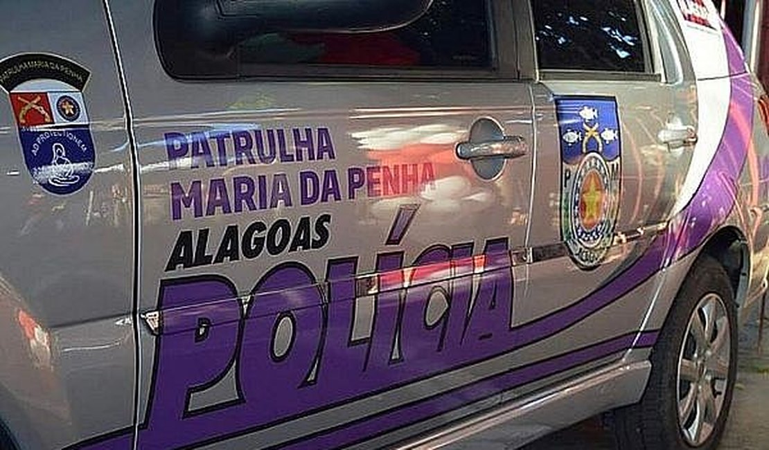 Pai é preso após ser flagrado praticando atos obscenos na frente da filha, em AL