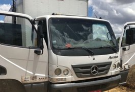 Criminosos roubam carga de medicamentos avaliada em R$160 mil, em Arapiraca