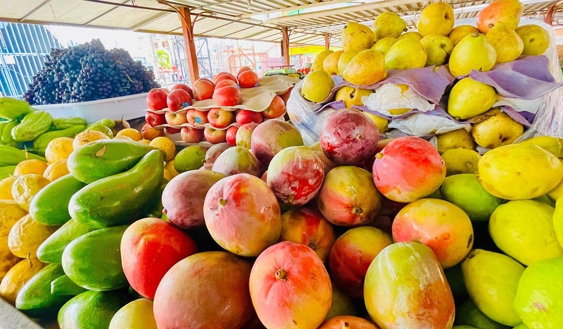 Alimentação saudável no Carnaval ajuda a prevenir problemas de saúde, alerta nutricionista do Hospital Ib Gatto Falcão