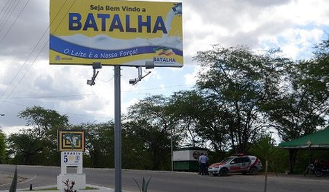 Atentado deixa duas mulheres e um homem feridos, em Batalha