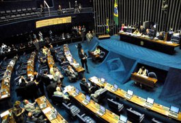 Comissão do Senado rejeita proposta que inclui políticos na malha fina da Receita Federal