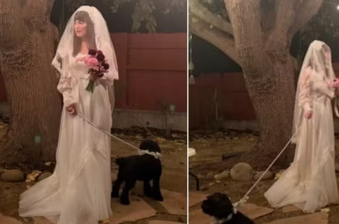 Cantora revela nas redes sociais que se casou com o próprio cachorro