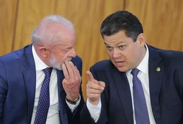 Após reunião com Lula, Alcolumbre libera PEC da Segurança e fim da 6x1