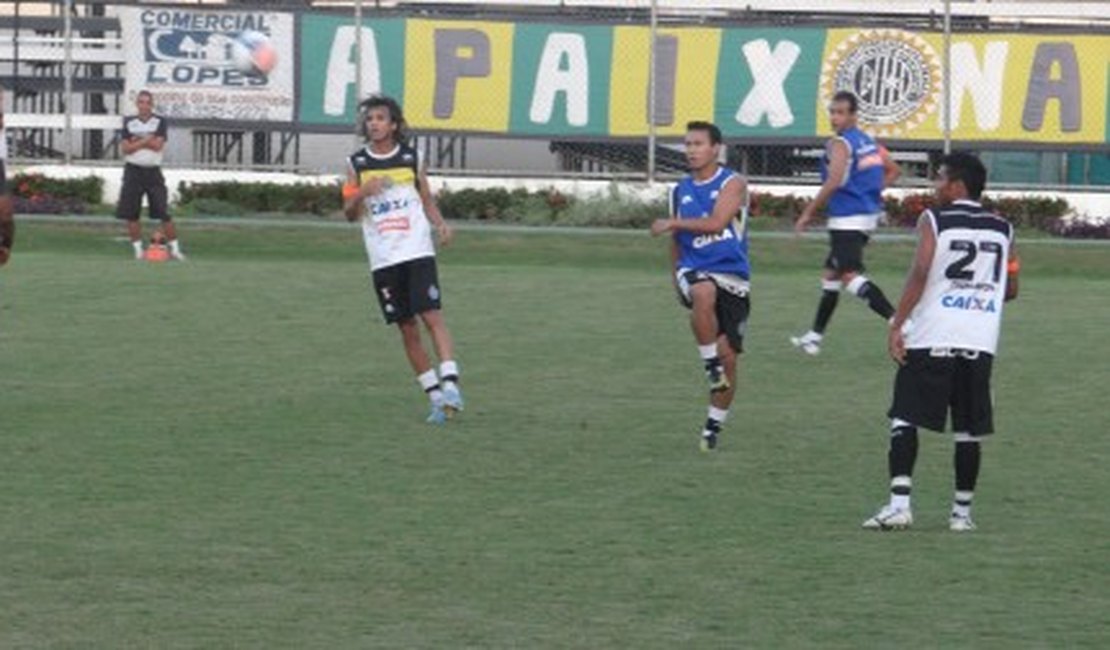 Elenco do ASA encerrou preparativos para enfrentar o Boa Esporte nesta terça