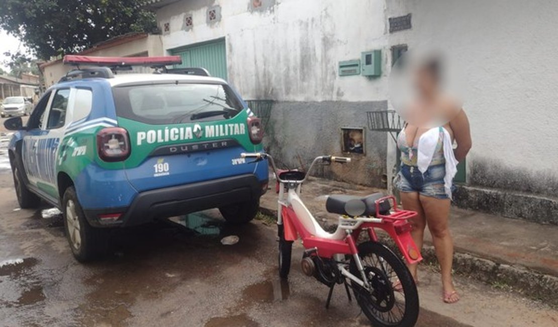 Homem que abandonou bebê na rua havia tido a mobilete roubada pela mãe da criança; mulher foi presa em seguida