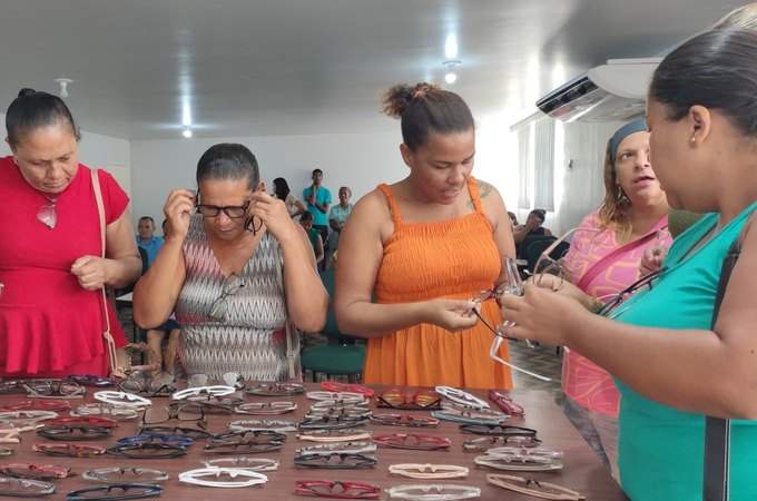 Prefeitura de Penedo realiza entrega de óculos do Programa Sua Vida com Novo Olhar na sexta-feira, 07