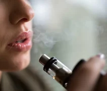 Plataformas devem remover propagandas de cigarros eletrônicos