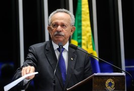 Ministro Edson Fachin manda arquivar denúncia contra o senador Benedito de Lira