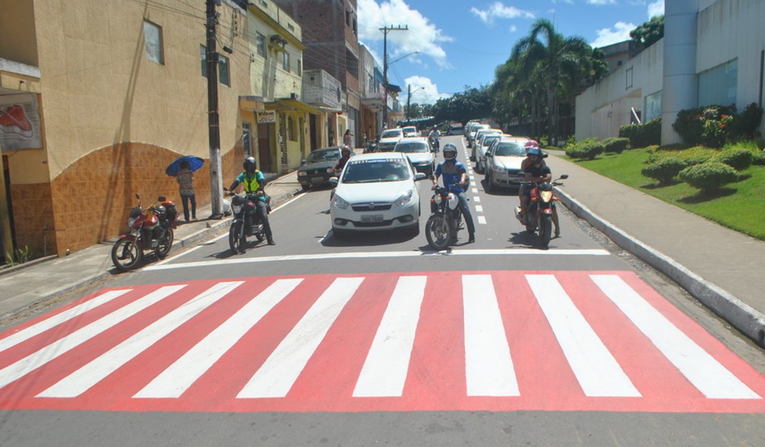 Prefeitura amplia sinalização para tornar trânsito mais seguro