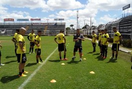 Elenco alvinegro iniciou nesta terça os treinamentos para o confronto contra o ABC