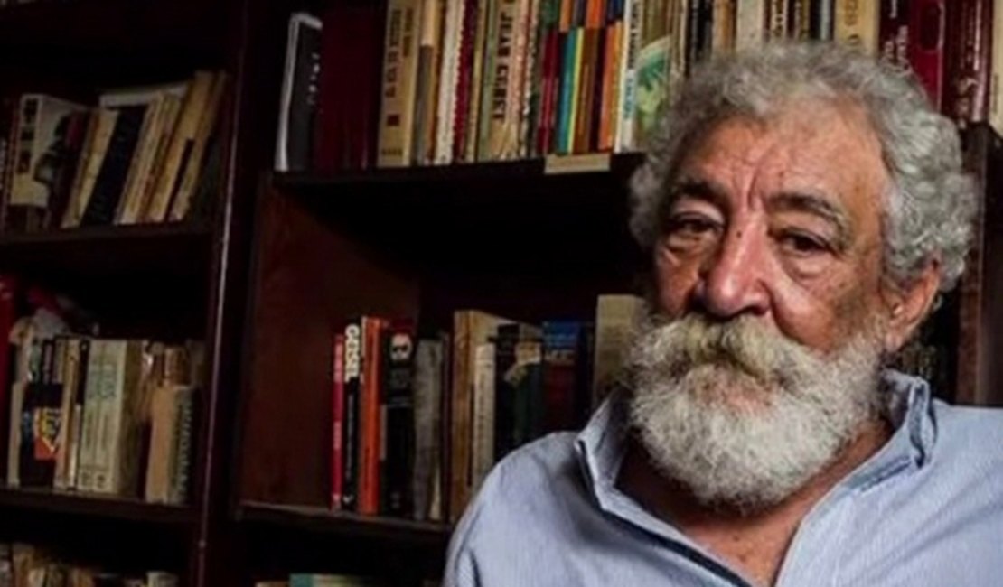 Luto na cultura: Morre o roteirista alagoano Tairone Feitosa aos 83 anos