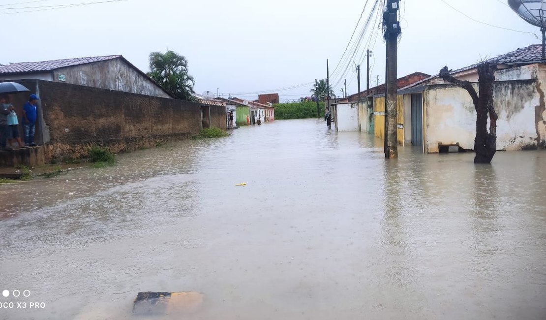 Governo Bolsonaro libera mais de R$ 10 milhões para municípios de AL afetados pelas fortes chuvas