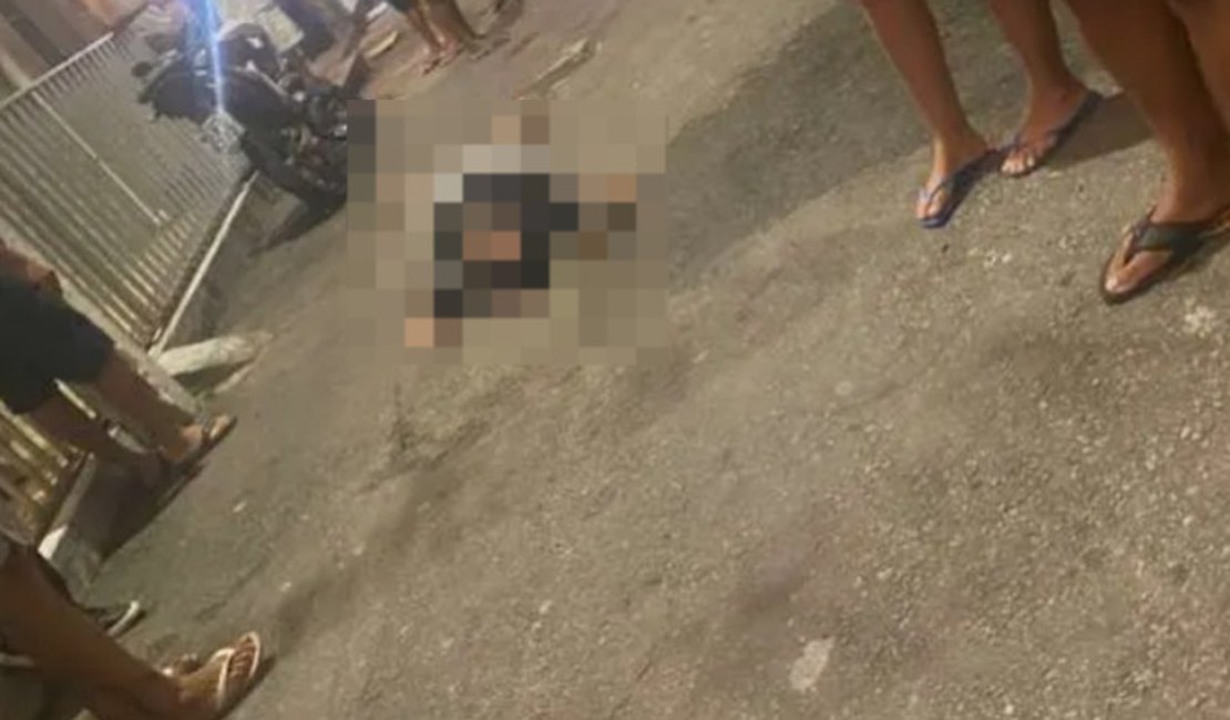 Jovem envolvido com facção criminosa é perseguido e morto em via pública, em Maceió