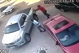 Proprietário de academia é baleado dentro de veículo em suposto assalto