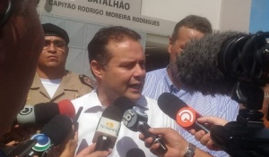 Governador vai convocar os mil aprovados da PM até esta sexta-feira