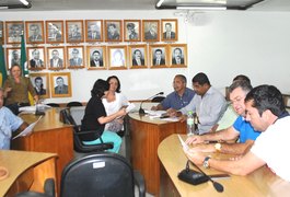 Vereadores discutem sobre pacote de incentivos fiscais da prefeitura de Arapiraca